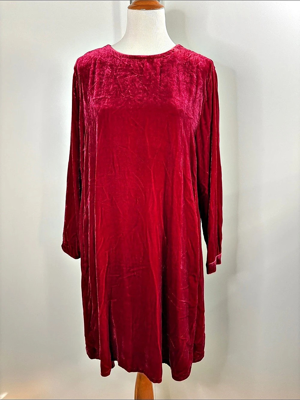 Eileen Fisher Silk Blend Velvet Crew Neck Dress in Red Size Small NWT